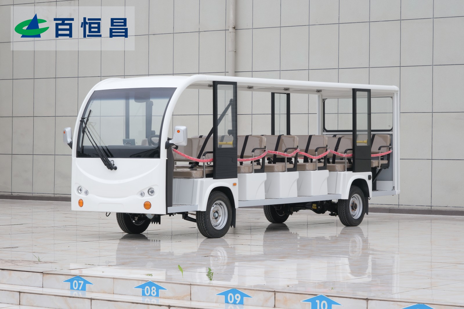 17座敞开观光车 白色标配