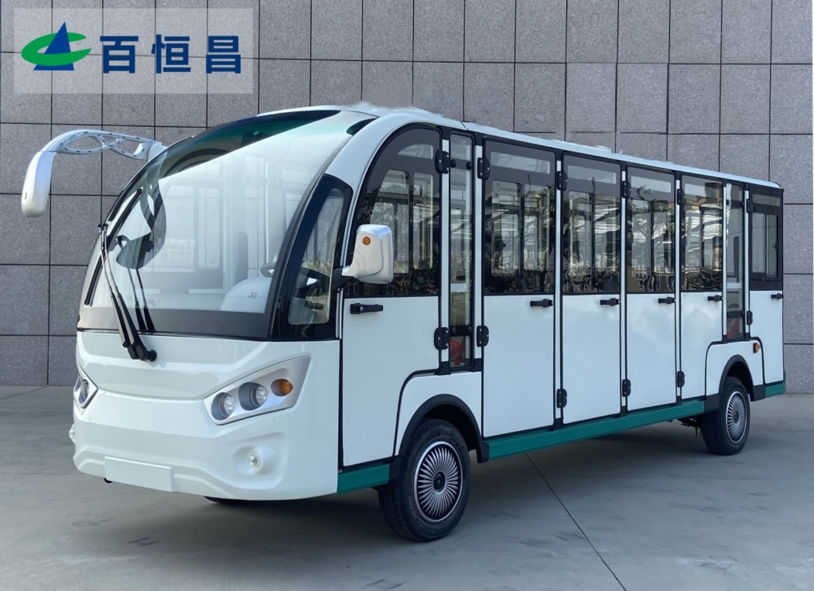 17座封闭观光车 白色