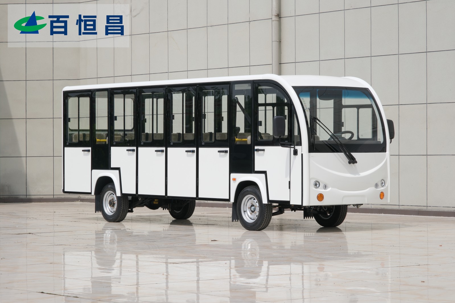 17座封闭观光车 白色标配