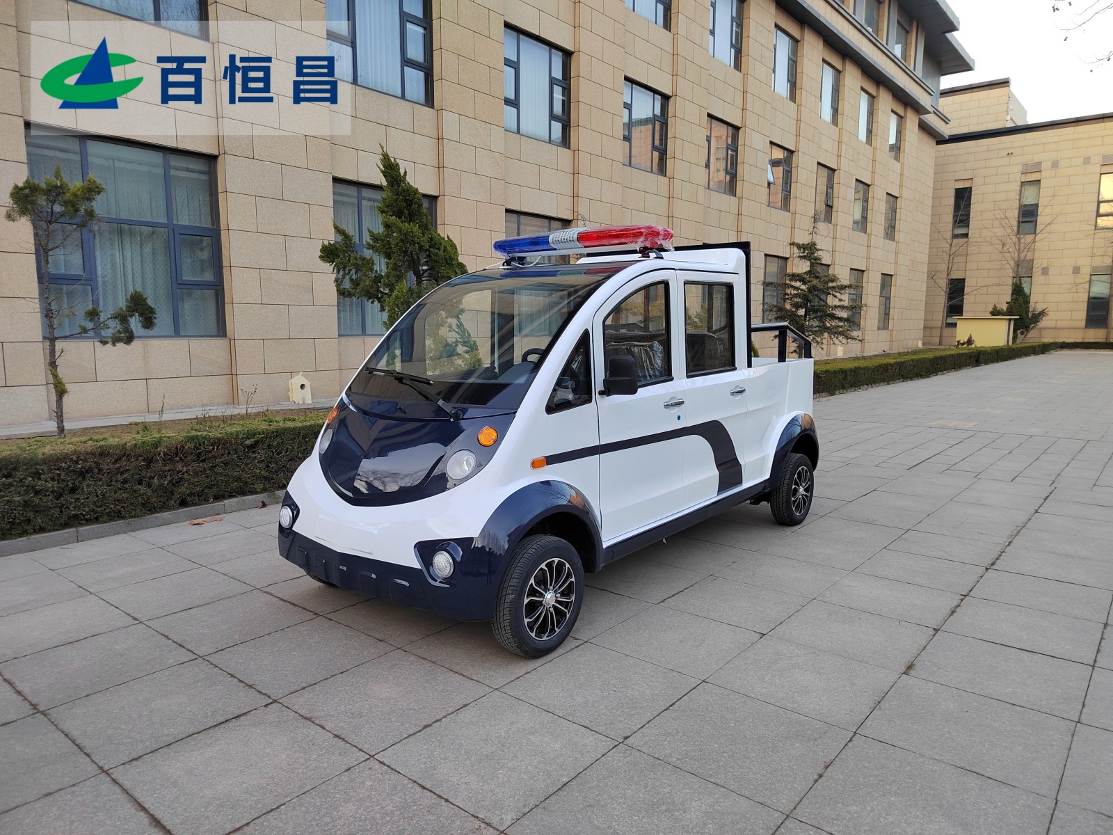 电动皮卡车