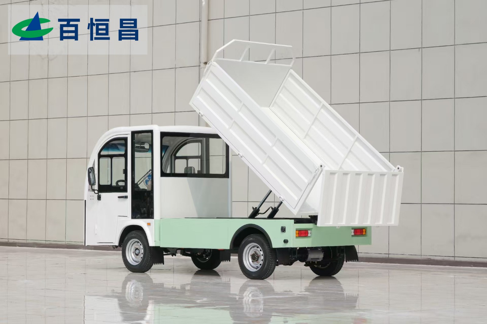 自卸车