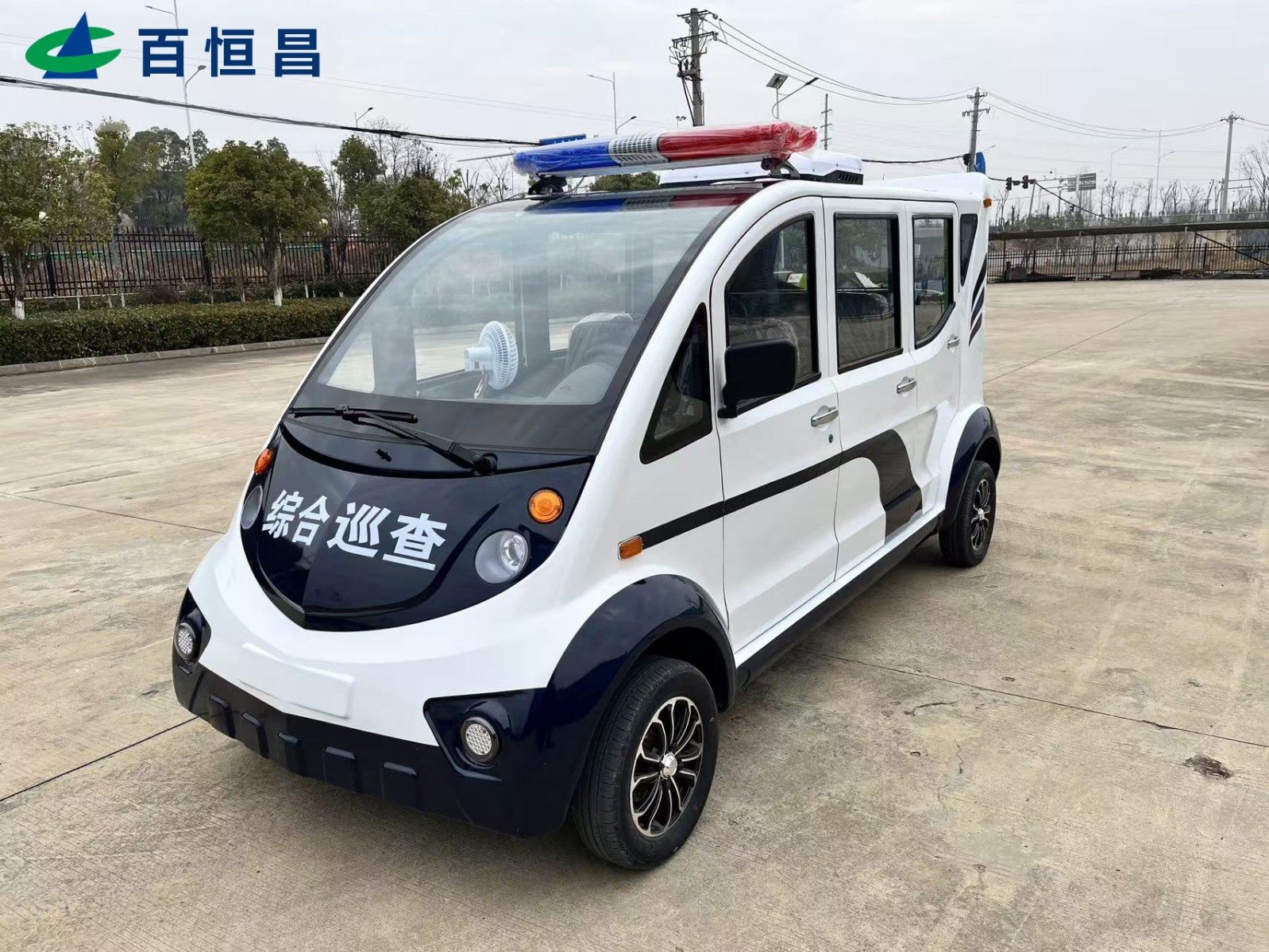 8座巡逻车带空调