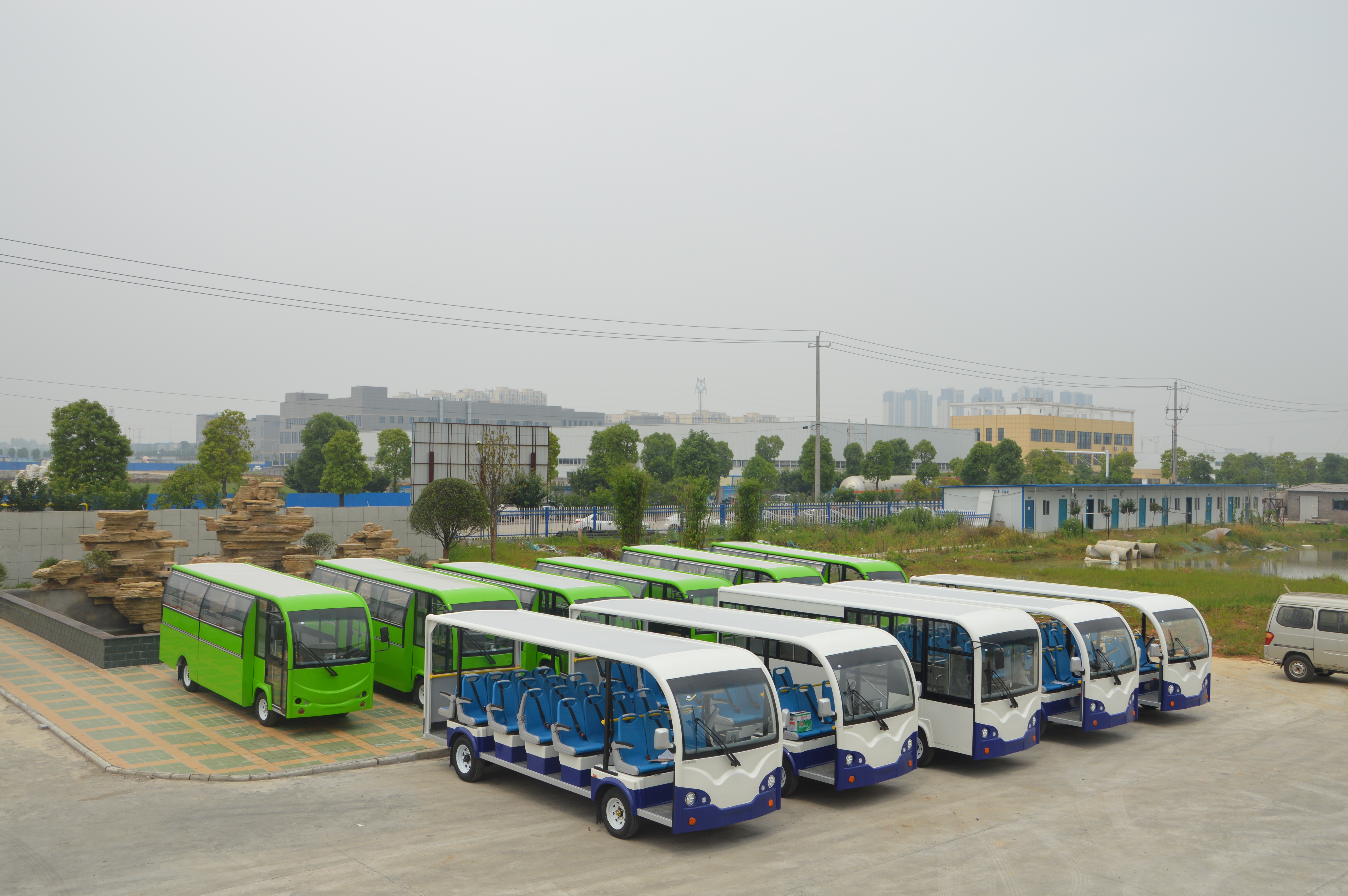 电动观光车：景区服务升级的新引擎